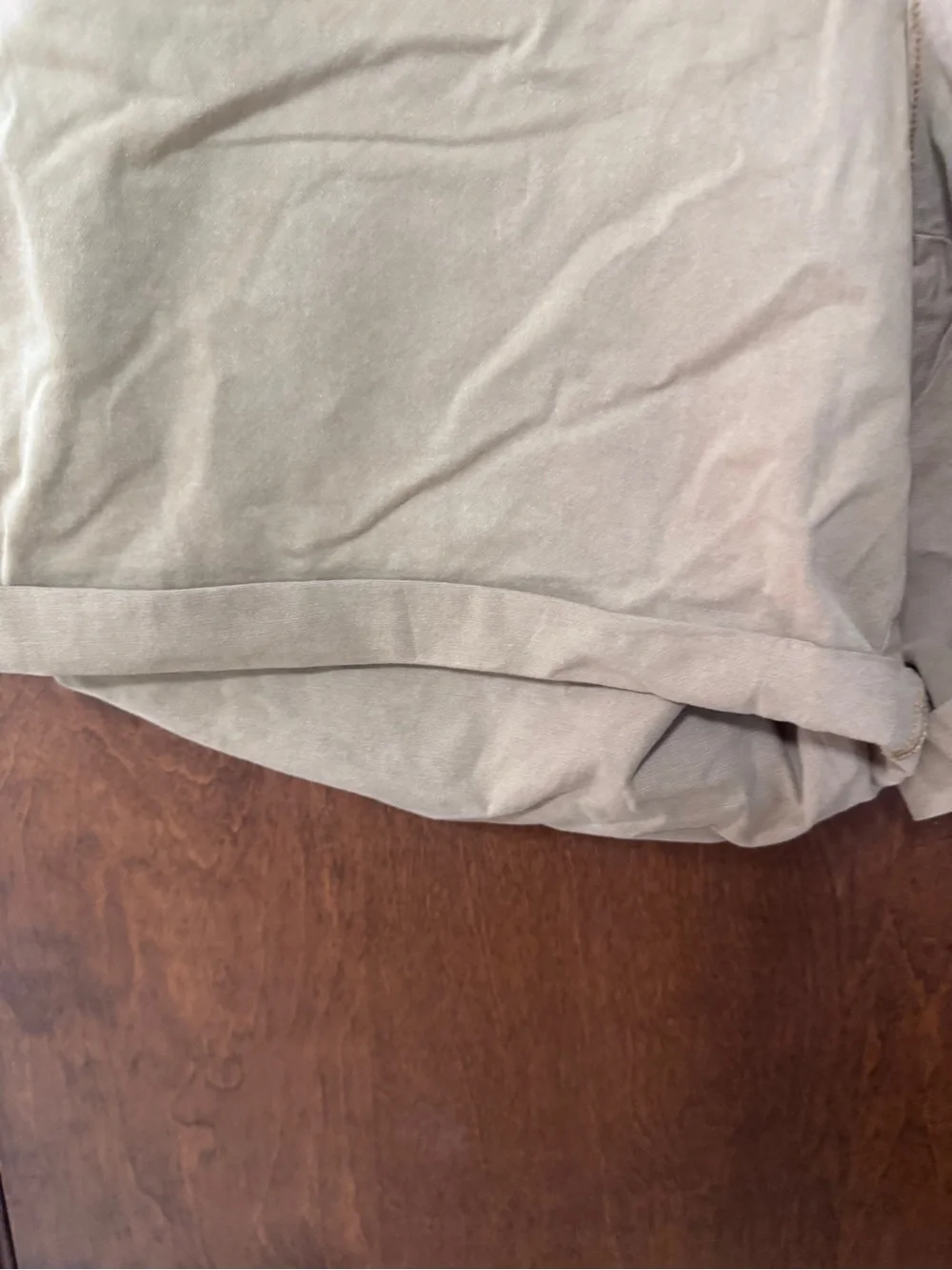Old Navy Women's Flat Front elastic back  Rolled Hem Shorts - Tan